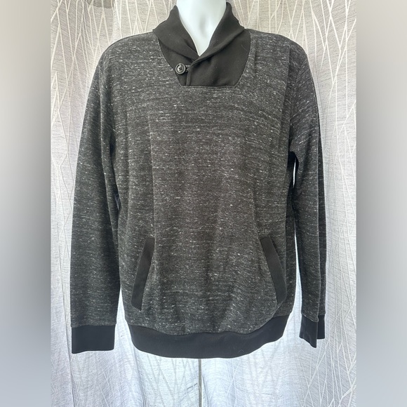 Old Navy Collared Sweater w/Single Button Closure @ Collar Black/Grey, Mens Med. - Picture 11 of 11